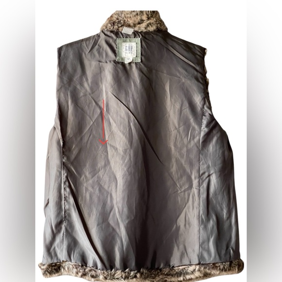 Gap Kids Girls Animal Print Faux Fur Full Zip Vest with Pockets, XL - Picture 6 of 11